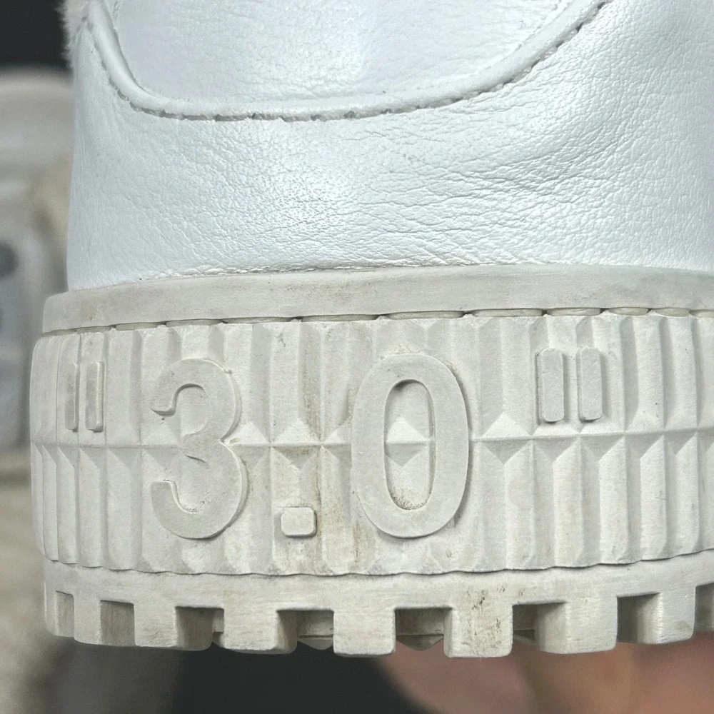 Off-White Size 35 US 5 Off Court 3.0 Leather Sneakers White High Top Shoe Womens